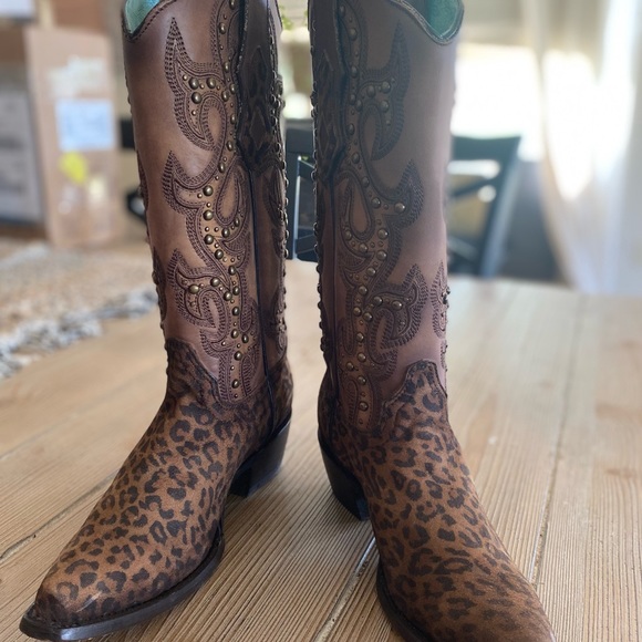 Corral Sand Leopard Print Embroidery & Studs Boot 5.5M - Picture 13 of 13